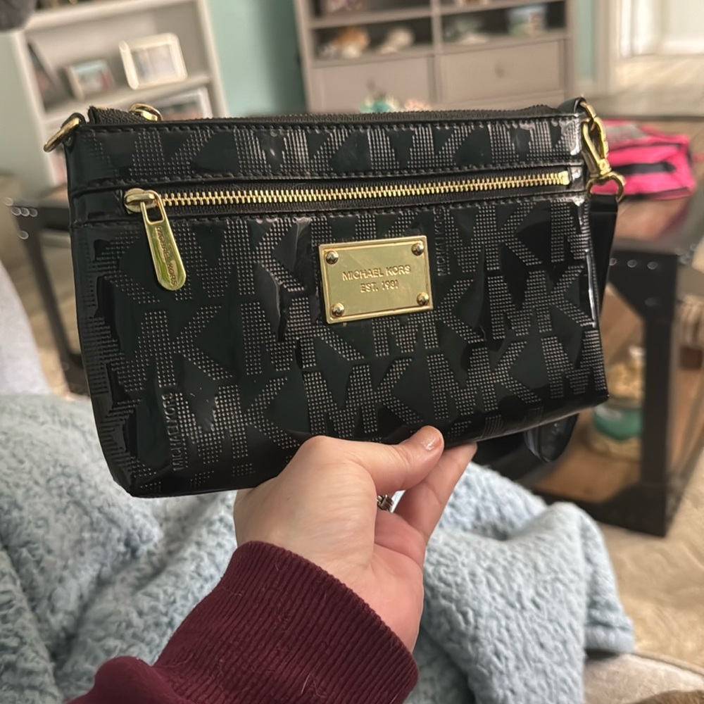 Black Michael Kors wristlet